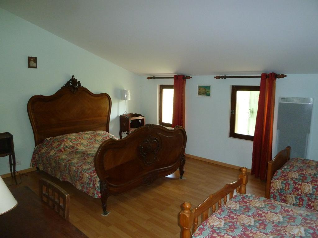 Bed and Breakfast Le Val Leron Valaurie Екстер'єр фото