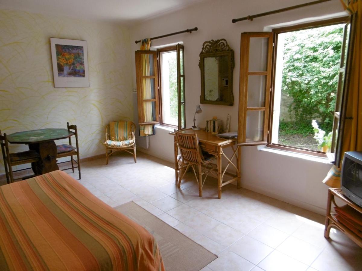 Bed and Breakfast Le Val Leron Valaurie Екстер'єр фото